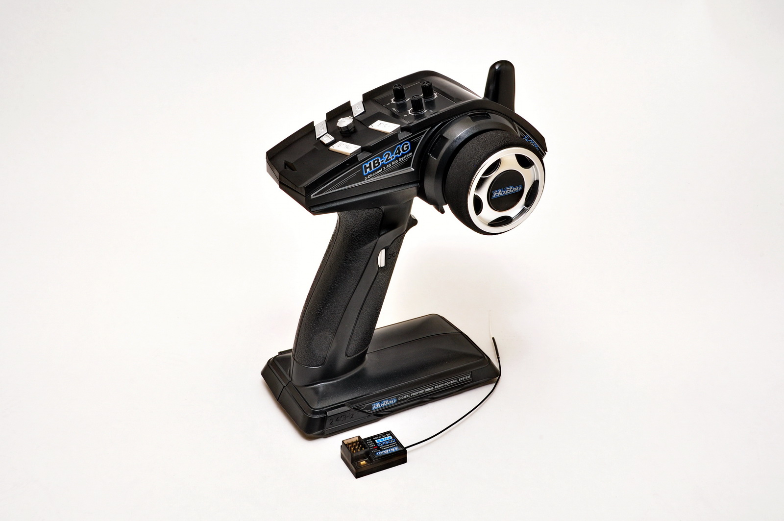 Hobao HB-2.4G-V2 radiocommande 2.4GHz FHSS avec récepteur