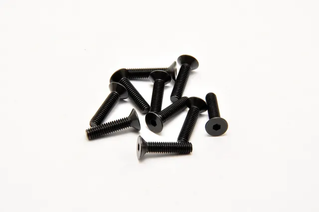 Hobao 31418 vis M4x18 tête hex lot 10 pièces RC