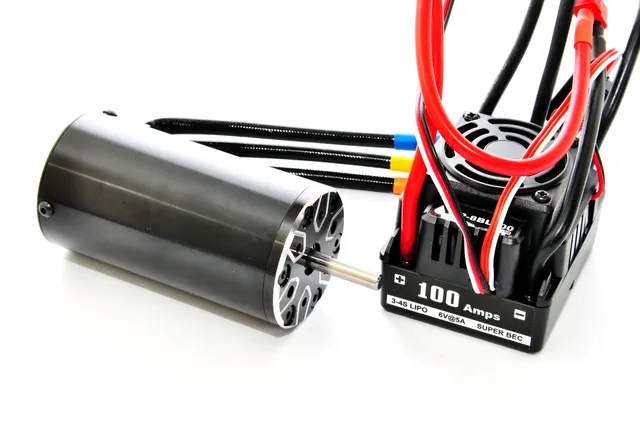 Hobao 89340WP Combo Brushless 1/8 100A + Moteur 2000KV Étanche