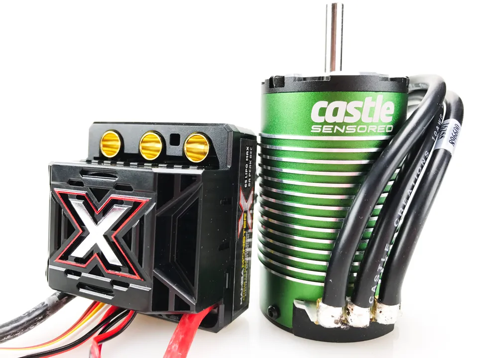 Castle Mamba Monster X combo variateur 6S + 1515 2200KV V2