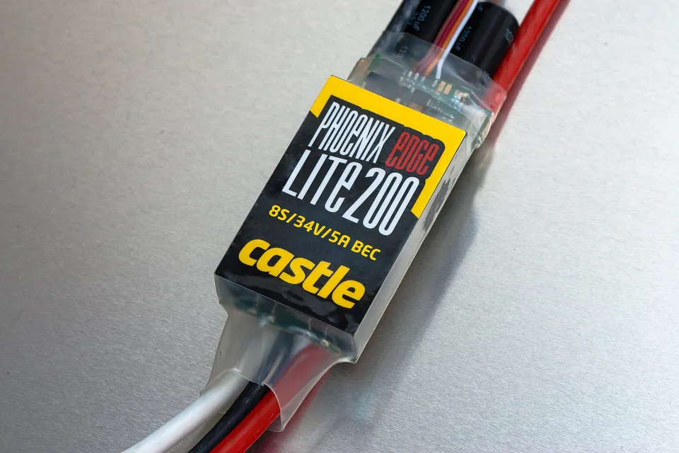 Castle Phoenix Edge Lite 200 variateur avion 8S 200A