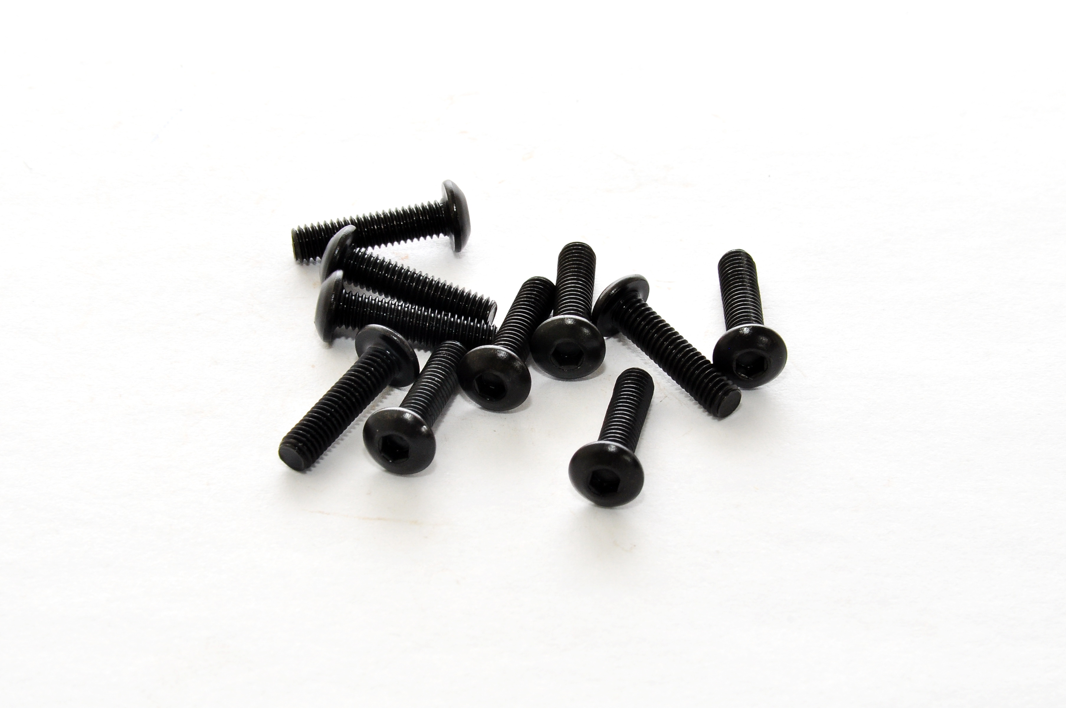 Hobao 33312 Vis M3x12mm tête ronde hex lot 10 pcs acier