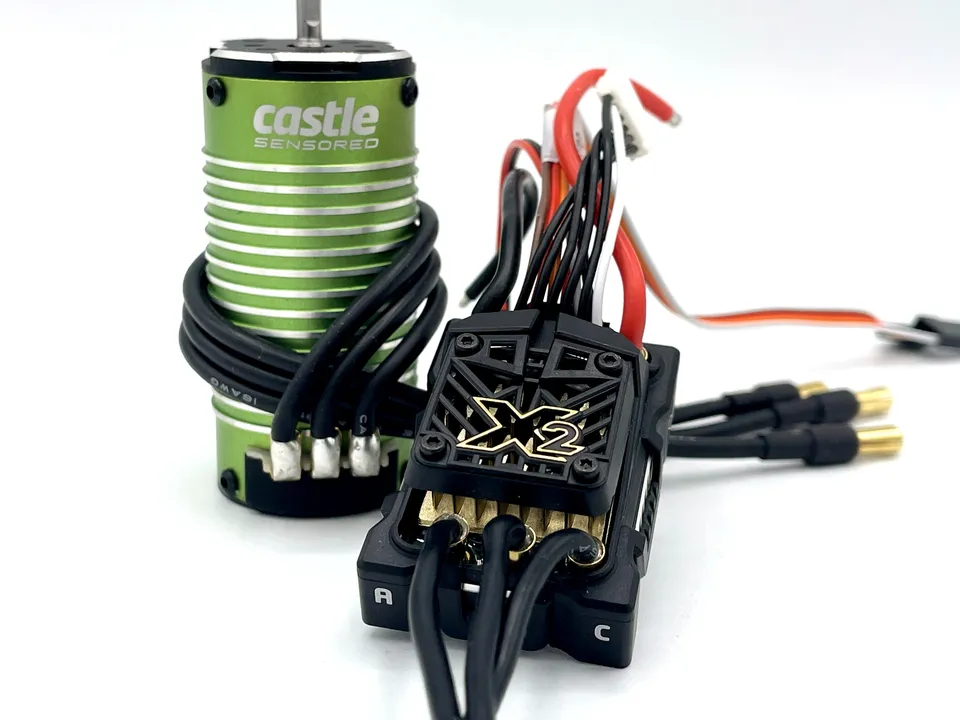 Castle Mamba Micro X2 1010-5600KV Combo 1/14 sensored