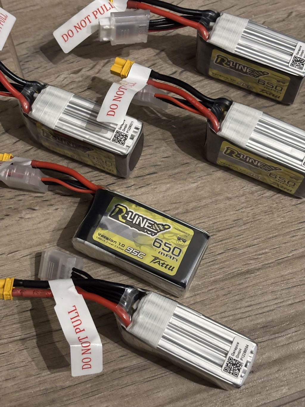 Tattu R-Line 650mAh 4S 95C batterie LiPo XT30