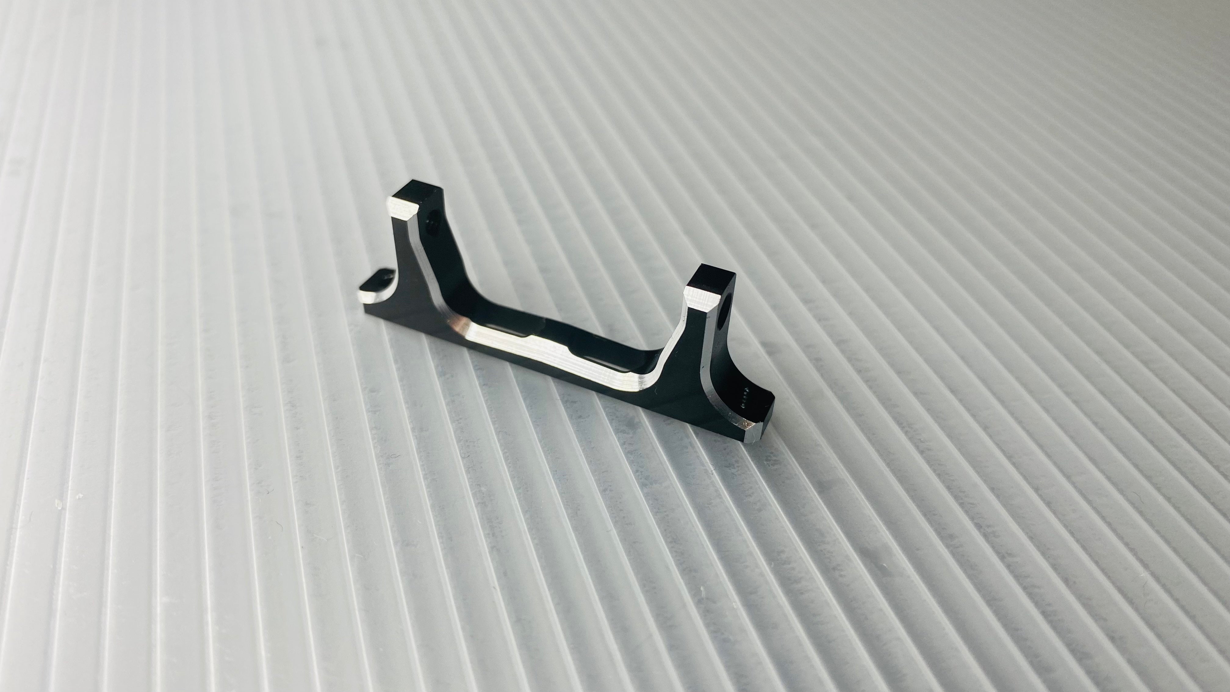 3Racing Sakura SAK-D5634 support arrière alu D5 MR