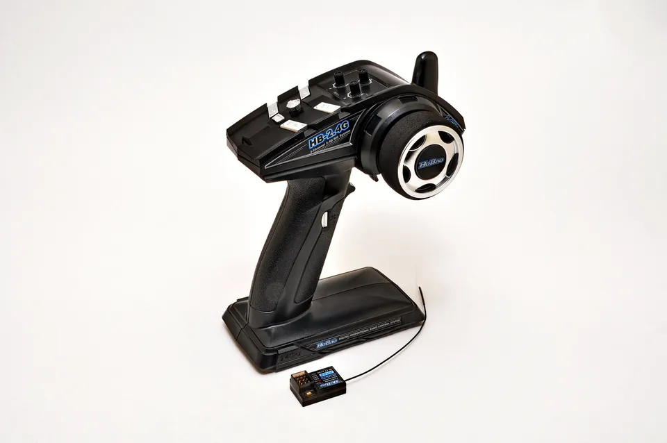 Hobao HB-2.4G-V2 radiocommande 2.4GHz FHSS avec récepteur