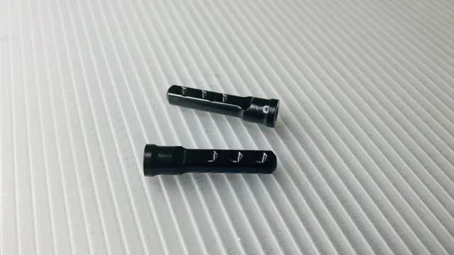 3Racing Sakura SAK-D5644 support carrosserie avant alu D5