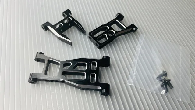 3Racing Sakura SAK-D5633 Bras Suspension Arrière D5 MR