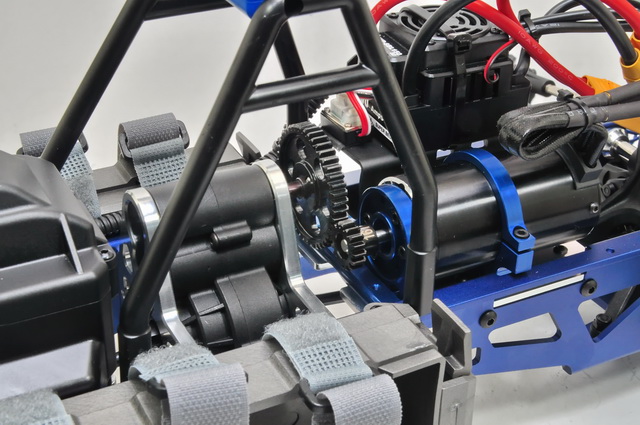 Hobao Hyper MT Plus II MTE2 monster truck brushless blanc