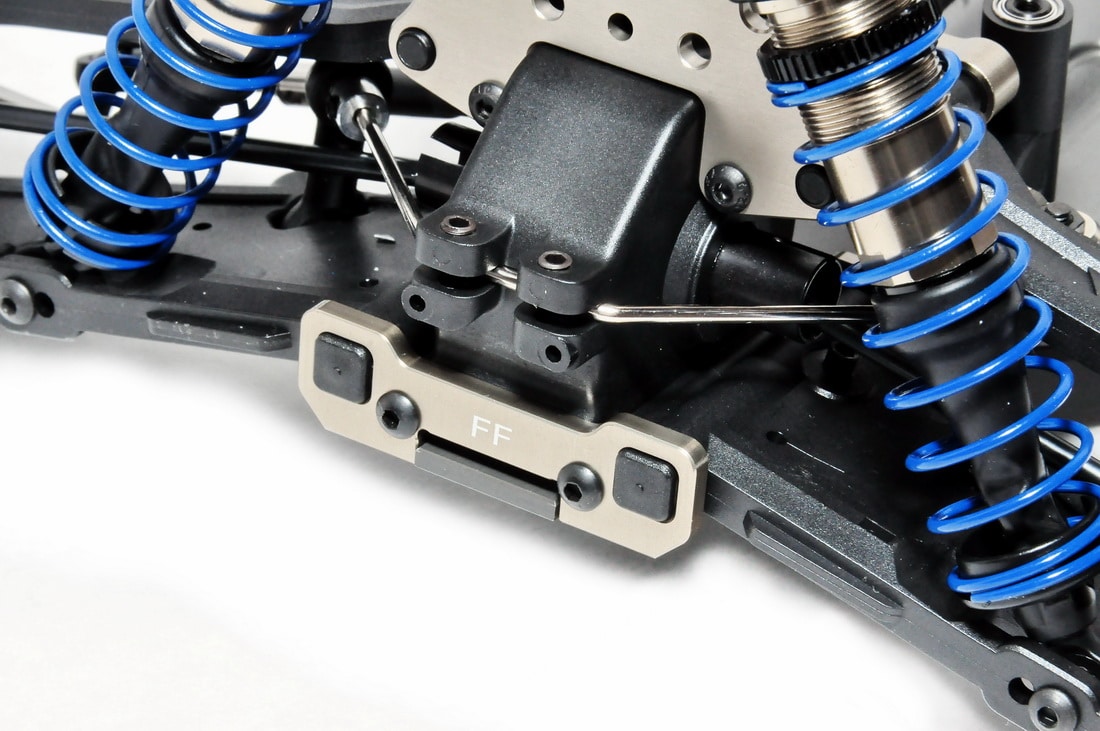 Hobao 11401 support triangle avant alu CNC FF SC2E
