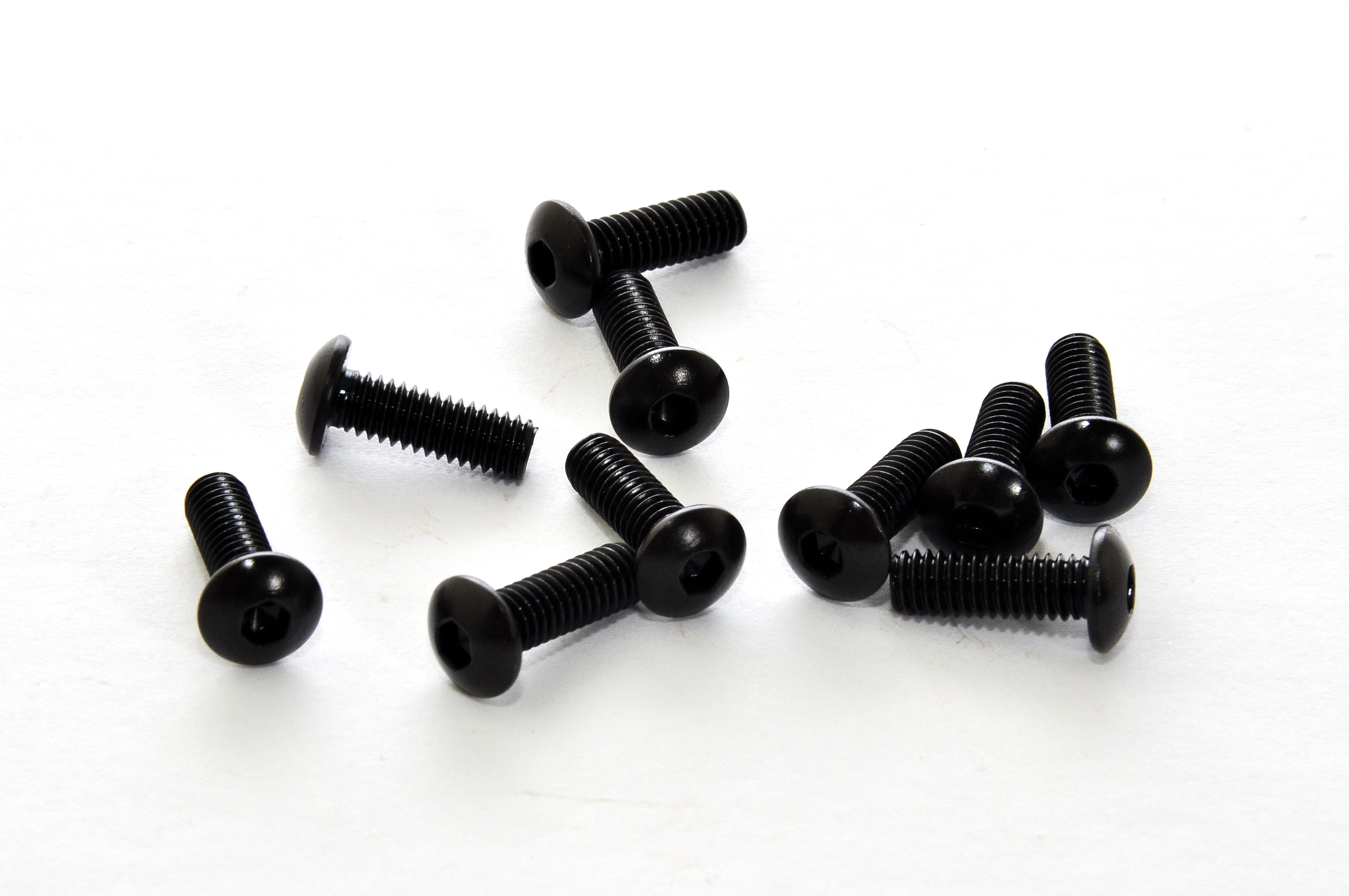 Hobao 33412 vis tête bombée M4x12mm hex lot 10 acier