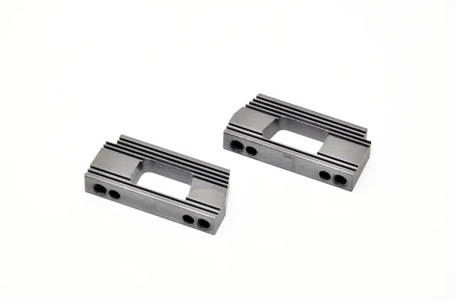 Hobao 94057 support moteur alu CNC lot de 2