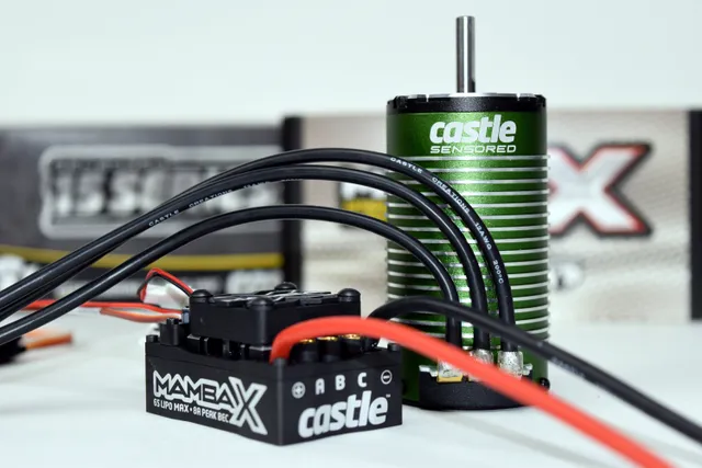 Castle Creation Mamba X 1512-1800KV combo brushless 1/8