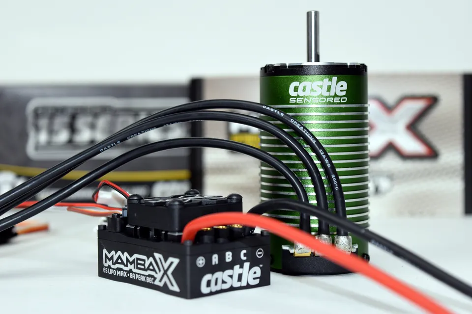 Castle Creation Mamba X 1512-1800KV combo brushless 1/8