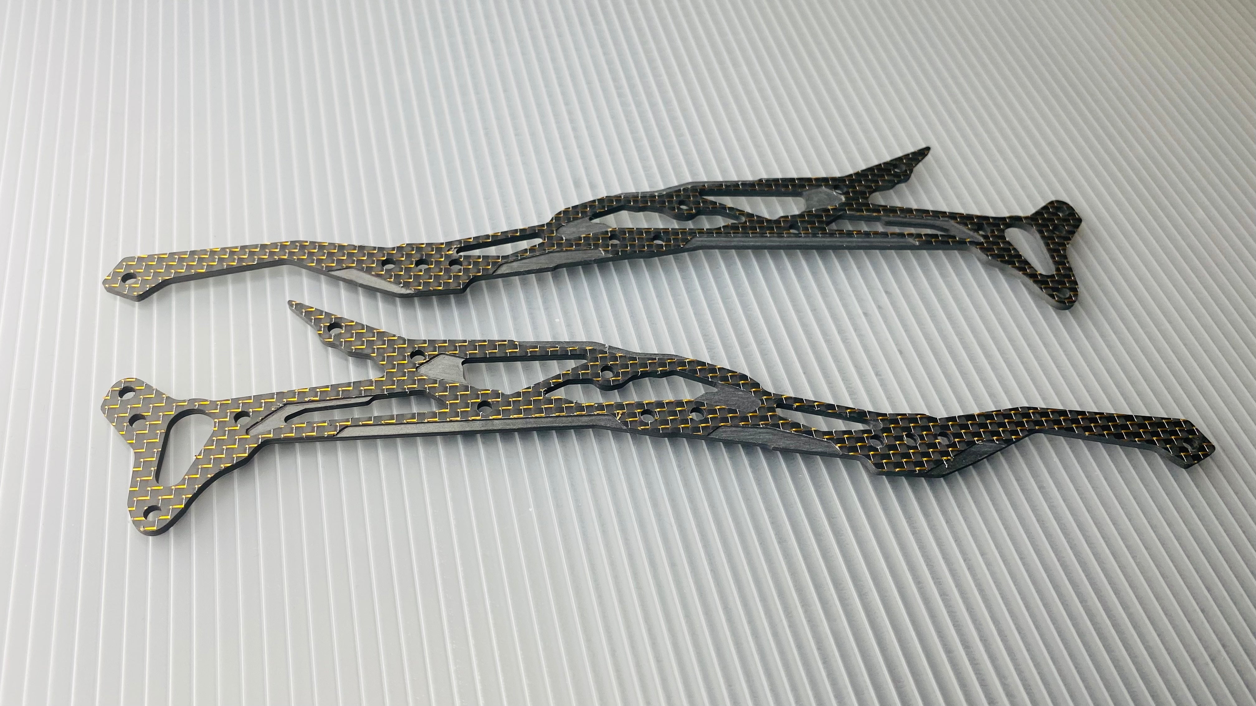 3RACING Sakura SAK-D553 Platine Carbone D5MRGA